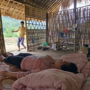 2M views · 12K reactions | Single mother accident in the woods life or death unknown The nice guy goes looking for 006 | Ellie | Facebook