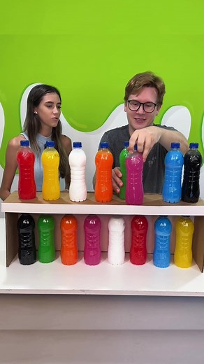 Desafio da garrafa colorida! #jogodagarrafa