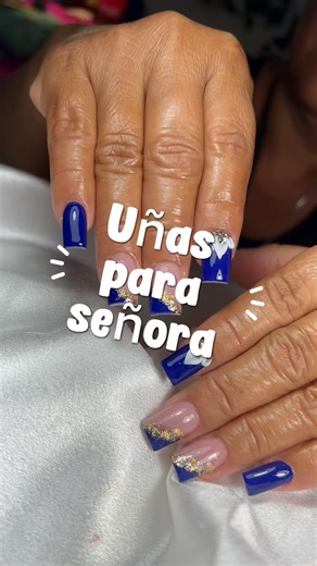 Uñas color azul rey con dorado🦋✨✨ #ideasdeuñas #virall #videosdeuñas #uñasnavidad #uñasbonitas #uñasparanavidad | JazzNails BY BonitaTu