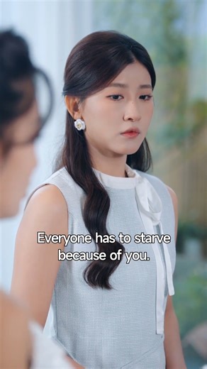 69K views · 321 reactions | Love Never Saved Him Unlock allhttps://dramabox.onelink.me/dqUm/aiclzljr Heidi sacrificed her dream for Clive, got nothing but indifference. After divorce, she finds joy in art and Seth—leaving Clive with endless regret. #DramaBox #dramaboxshorts #SecondChance #toolate #HeartbreakToHealing #romancedrama | DramaBox- movies&drama | Facebook