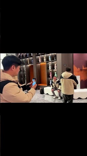 Take the president of Afghanistan to experience China's modernization! [Tibetan front Kevin]]