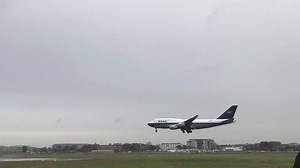 She's finally here! British Airways B747 in BOAC colours, a throwback to the 1964 – 1974 era. Who remembers this livery? #BA100 | Heathrow Airport
