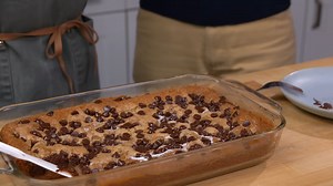 How to make the easiest sour cream cake ever