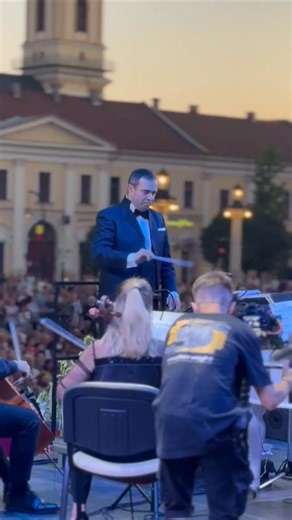 8K views · 294 reactions | Ce plăcere pentru mine această nouă ediție a evenimentului Pop Simfonic la Catedrala alaturi de Filarmonica de Stat Oradea ! Multumesc @Episcopiei Greco-Catolice din Oradea și Enjoy Music ! | Andrei Tudor Official | Facebook