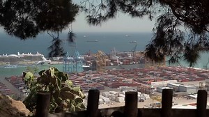 12 reactions | Relations between China and Australia appear to be improving gradually, with trade in the forefront. | HOY International Business Channel | Facebook