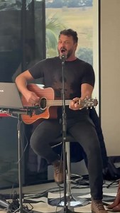 O céu te espera, Everton Zanatta. O melhor músico de bar que conheci. | Edison Antonio Pin