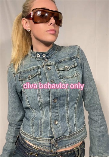 The Diva Link energy 💘💘 #y2kclothingstore #vintageclothing #divabehavior #thedivalinkvintage #90sfashion