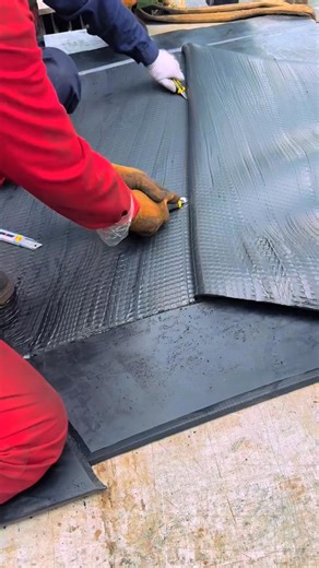 73K views · 538 reactions | Conveyor belt joint is under construction. | China. Conveying equipment factory | Facebook