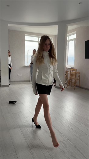 #jr #model #working #TOPmodel #defile | models