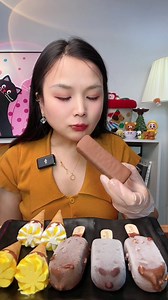 Crispy Chocolate 🍫 Vanilla Flavored Dove 🍨 Ice Cream Eating ASMR 😋 #reels #eating #reel #foodvlogs #asmr #reelsfypシ #reelsviralシ #reelstrending #reelsfbシ #foodie #desserts #deliciouseats #vanillaicecream #vanilla #doveicecream #food #recipe #dove | It's Unique Food ASMR