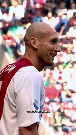 Dit is de nieuwe Eredivisiebal voor het seizoen 2025/'26 ⚽️🌍
