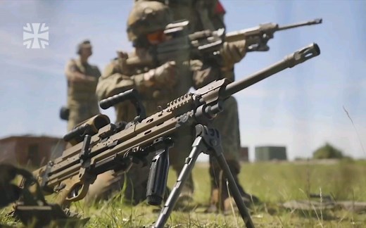 德国联邦国防军伞兵部队尝试使用MG4 A3机枪