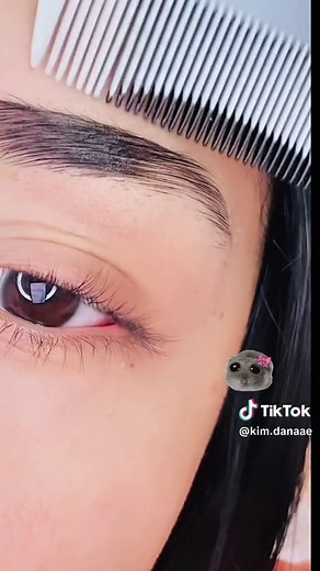 Tutorial de Maquillaje Cejas Perfectas y Más