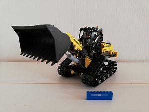 LEGO MOC-41035 Full RC track loader (42094) (Technic 2020)
