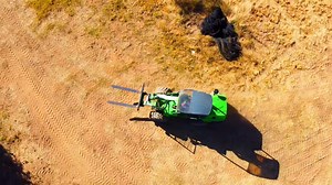Moutons Valley farming the SmarterWay with 4 Avants! Mean green machine by Avant Suomi Fruit farming in South Africa is well underway with the 2024 harvest season! Big thanks to all the farms, providing us with the most important thing of all. Food! #nofarmersnofoodnofuture #avantloader #southafrica #SkidSteer #Killer #moutonsvalley #piketberg #boberg #AvantFamily #avantsouthafrica #fruitfarming #binloading #applefarm #agriculture #Africa | AVANT SA