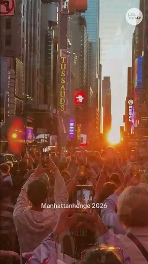 Captivating 'Manhattanhenge' sunset draws crowds to New York City streets