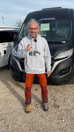 Experten-Tipp von Matthias 🚐🛁 In diesem Video zeigt dir Matthias die verschiedenen Badlösungen für deinen Kastenwagen. Entdecke die Vor- und Nachteile jeder Option und finde heraus, welche Lösung am besten zu deinen Bedürfnissen passt! 💦🚿 Kontaktiere uns gerne bei Interesse unter 49 (0) 7123 – 367190 oder unter info@camper-markenwelt.de #Kastenwagen #pösslcentermetzingen #pössl #pösslsummit #schwenkbar#Globecar #Roadcar #PösslCenter #CamperMarkenwelt #raumbad #duschewohnmobil #duschecamper #