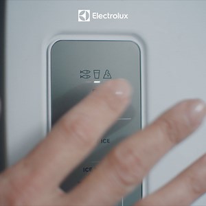 Keep food fresher and tastier, simply by storing it smarter. Enjoy food at its best, every day, with Electrolux fridges. | Electrolux