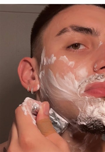 Top Safety Razor Benefits for a Perfect Shave