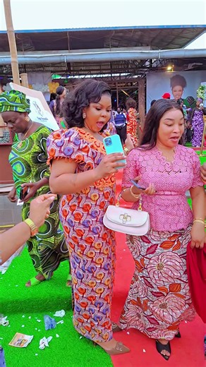 Nouveautés Mode et Beauté : Elmo Couture et Plus