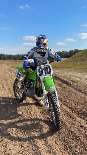 93K views · 12K reactions | What brand has the best 500cc 2-stroke and why? 1997 KX500 start up for your feed today  Riding video at @thefarmdadecity up next. And yes the mudflap got roosted into the track somewhere  @redbullmotorsports @redbull @motosportinc @rdrco.inc @bbrmotorsports @allballsracing_ #KX500 #kawasaki #2stroke | Carson Brown | Facebook