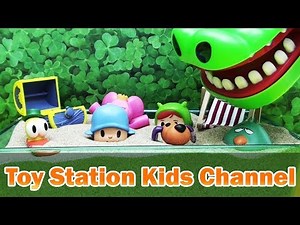 Learn Colors with Pocoyo Toys & Sand For Kids | Hungry Alligator Beach Sand & Play Doh Fun