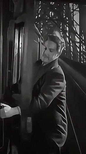 39 Steps train chase scene. #movie #movieclips #classic