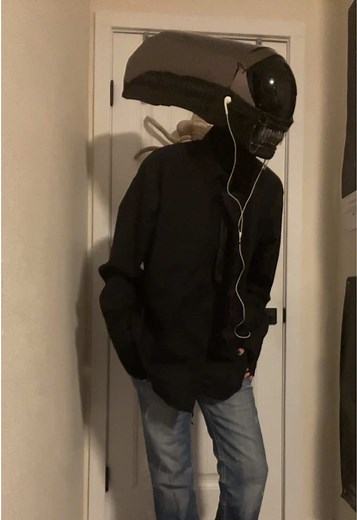 Unleashing the Alien: Xenomorph Cosplay Tips