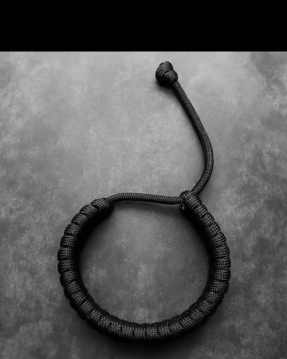 Mad Max Style Fishtail Paracord Bracelet Tutorial