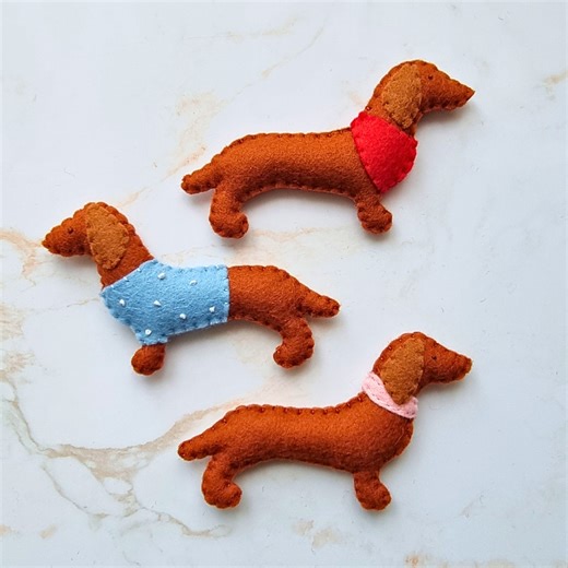 Felt Dachshund Ornament Sewing Pattern - Sausage Dog, Pawprint and Bone (PDF) - Etsy UK