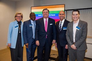 Last week, to kick off the Putnam Pride Alliance, CEO Bob Reynolds joined nearly 100 colleagues with special guest speaker John Basile, Head of Diversity and Inclusion at Fidelity Investments, and Putnam speakers Stephen Denny and Cathy Saunders, for the launch of this important affinity group chaired by Tori Kaufmann-Paulman. The Putnam Diversity Advisory Council is proud to support the Putnam Pride Alliance and many other initiatives to ensure inclusion at Putnam. | Putnam Investments