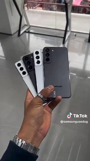 Samsung S22 Ultra vs iPhone 15 Pro Max Comparison