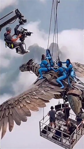 AVATAR Flying Fight Scene! 😱 How We Filmed This VFX Behind The Scenes part 2 #shorts