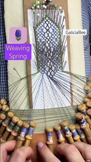 🪻 What’s your favorite Spring flower? 🌸 #bobbinlace #fiberart #fiberartist #lace #lacemaking #arte