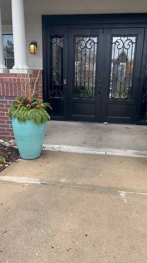 Checking in with our Summit Ridge community on what everyone’s favorite Thanksgiving dish is….. ➡️Drop your favorite dish in the comments! 🍁 🍗 🍠 🥔 🦃 🍽️ 🥧 🫘 🥬 | Summit Ridge Apartments