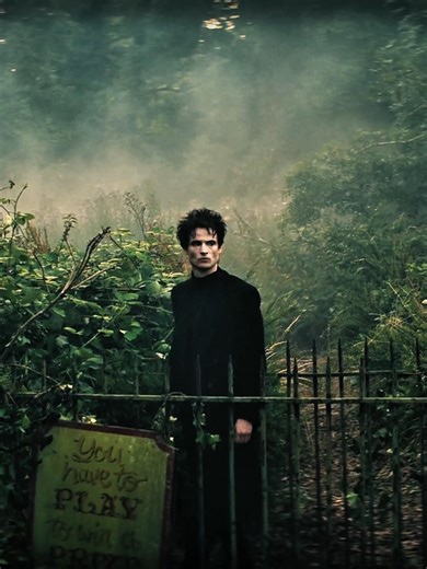oh morpheus you poor emo anthropomorphic personification of dreams nightmares fantasies aspirations and imagination... #thesandman #sandman #dream #dreamoftheendless #morpheus #tomsturridge #tomsturridgeedit #sandmanedit #videoviral #viral #edit #foryoupage #foryou #fyp #fy