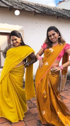 Pregnant Celebrities on Instagram: "Anu Vignesh (often credited as Anu Sulash / Anu) is a popular Indian television actress known for her work in Tamil serials. She made her TV debut with the Vijay TV serial Office and went on to act in several well‑known shows including Mella Thirandhathu Kadhavu, Andal Azhagar, Vidhi, Kalyanam Mudhal Kadhal Varai, and Kandukonden Kandukonden. She gained particular recognition for her role as Naaga in Amman and as Roshini in the Sun TV daily soap Pandavar Illam