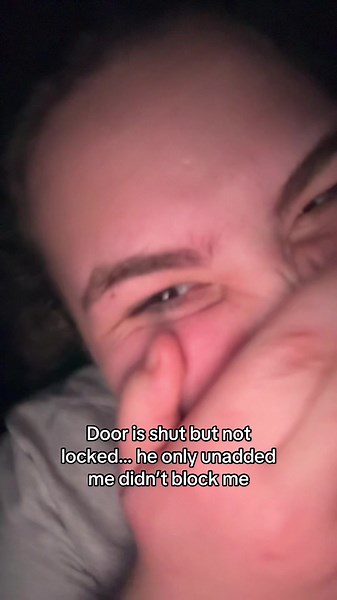 Your favorite delusional girl is back… 🧍‍♀️#crazy #delusional #boy #fyp #viral