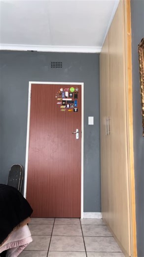 Declutter Your Wardrobe: Tips for a Fresh Start