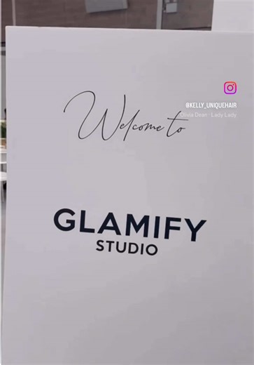 This morning I spent some time at @GLAMIFY FASHION Studios networking with some incredible businesses and inspiring people. We each had the chance to pitch our businesses and ideas, and it was truly wonderful listening to everyone’s passion and excitement for what they’re building. There were so many fantastic ideas shared around the table, along with a real sense of support and encouragement for helping each other grow and expand. A big thank you to Ash for the wise words and guidance today. I’