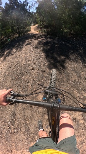 New MTB Jump Techniques with Giant Bikes