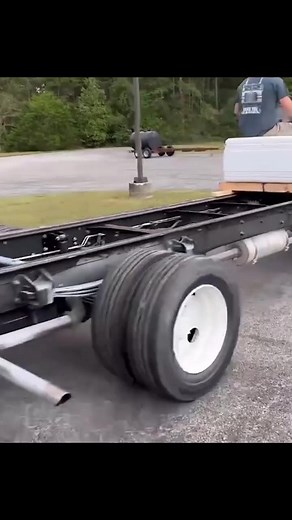 Buying 28 Brand-New FedEx Trucks – Am I Crazy?! | Bruce Wilson