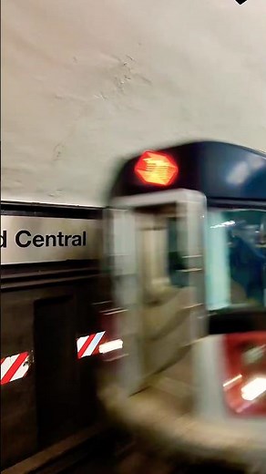 POV: Train 7 Arrives