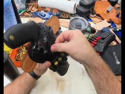 Custom Leather Holster for Taurus Tracker 44 mag. #hunting