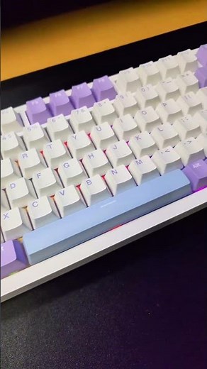 WhatGeek x Ajazz AK820 Pro Mechanical Keyboard with TFT Screen!