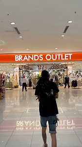 Brands Outlet Batu Pahat Mall.. #minipeople #5ima3iga #viral #ditaja #brandsoutlet #batupahatmall | Mini People