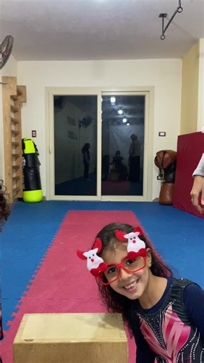 قلبي دول بجد ♥️ التريند بطريقتنا ♥️ #cap_salma_abas🤸🏼‍♀️👑🤸🏼‍♀️ #gymnastics_is_my_life🤸🏼🏆🤸🏼 #الشعب_الصيني_ماله_حل😂😂 #CapCut #aerobic_gymnastic🤸👀