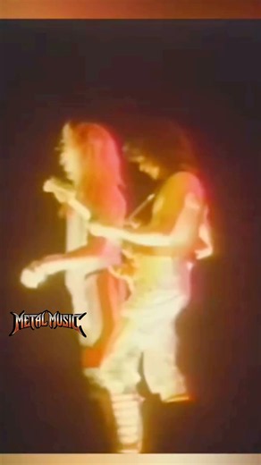 Van Halen at Their Peak: "So This Is Love?" Live in Oakland (1981) 🎸🔥 #VanHalen #Shorts