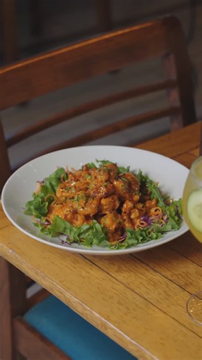 Cabanna Restaurant on Instagram: "La mesa cambia, los antojos también. Eso es parte del encanto de venir, probar y compartir. 🍽️ Te esperamos en Cabanna. #cabannarestaurant #cabannamoments"