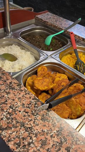 Buffet Créole Avenue: Une Expérience Antillaise Unique